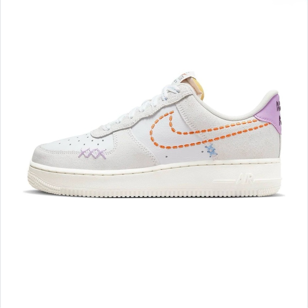 Nike Air Force 1 '07 SE 101 Women's Shoes DX2348-100 White Size 8 (Dead-stock)
